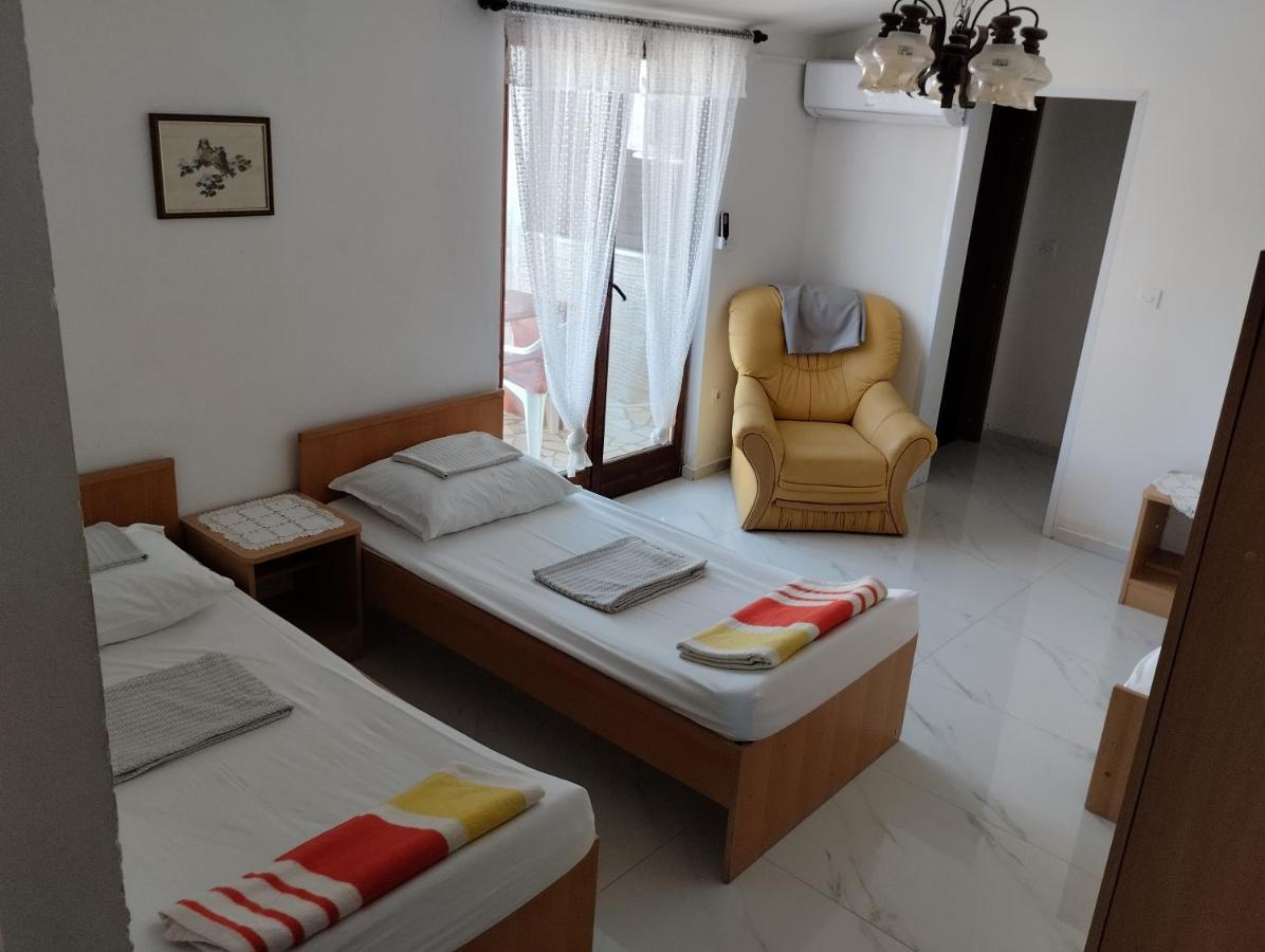 Braco Apartments By The Sea With A Sea View 扎博里克 外观 照片